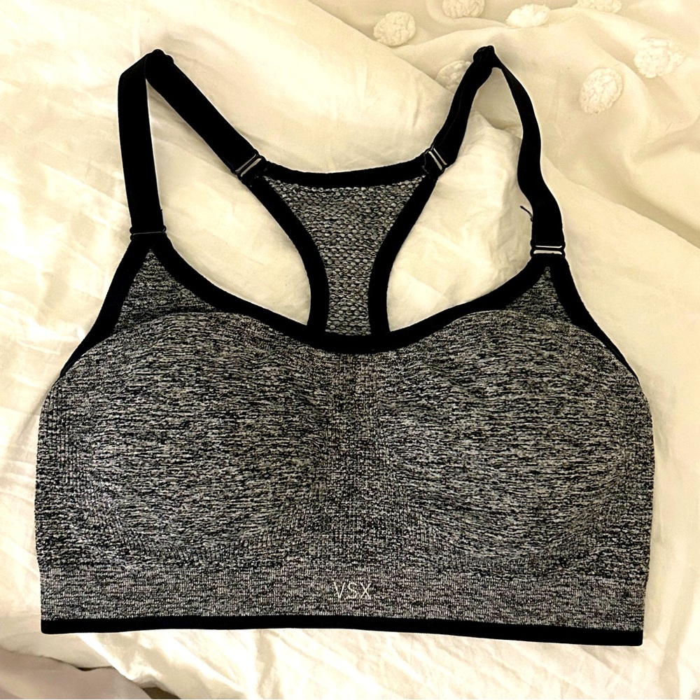 Victoria’s Secret X Sport Padded Sports Bra.  Size Small.